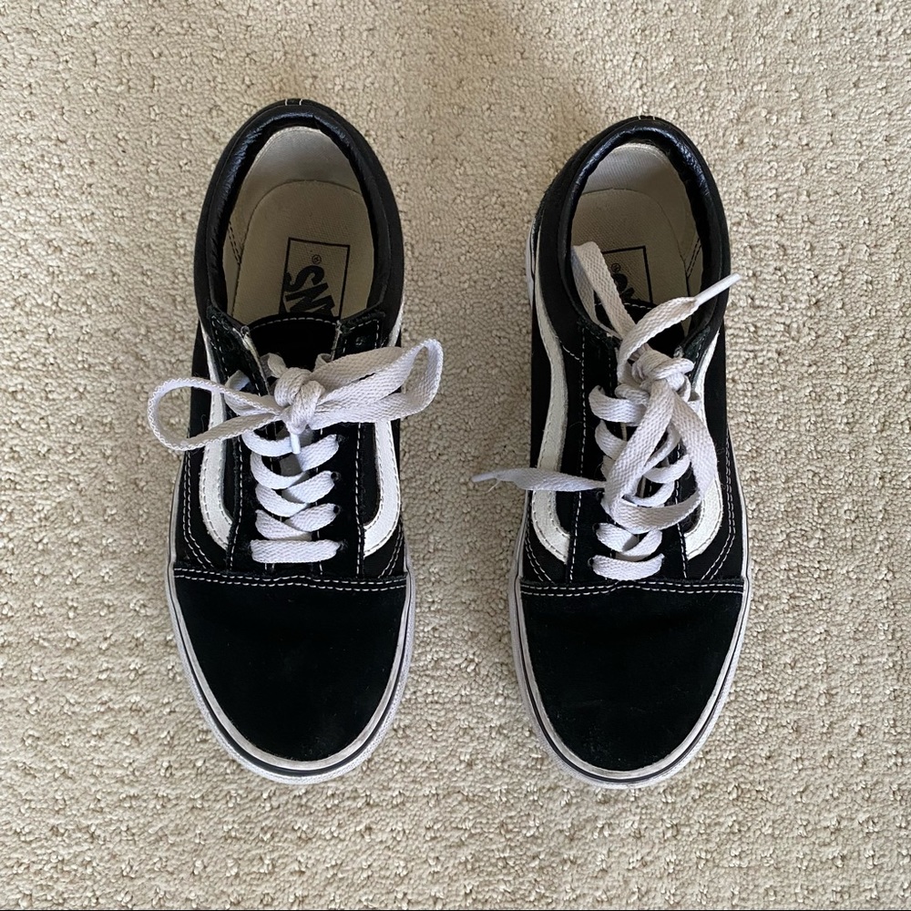 Old Skool Vans - Women Size 6.5